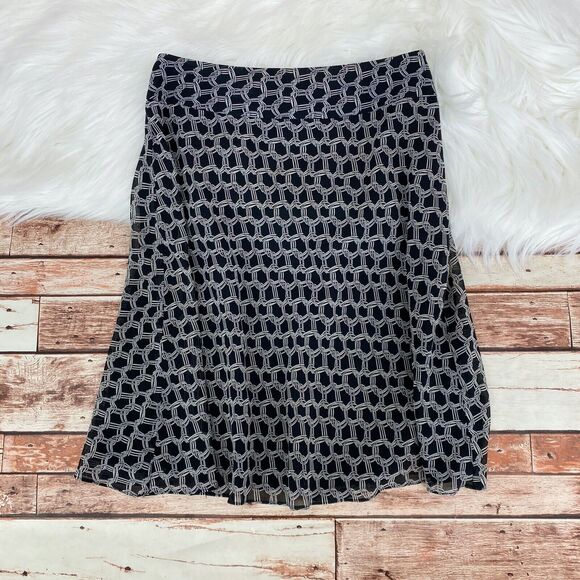 Ann Taylor Dresses & Skirts - Ann Taylor Women's Geometric Print A-Line Flowy Skirt Size 0P Petite Black White